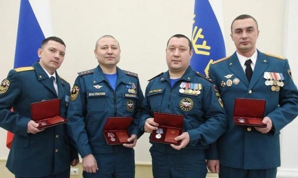 Владимир Якушев вручил государственные награды жителям Тюменской области