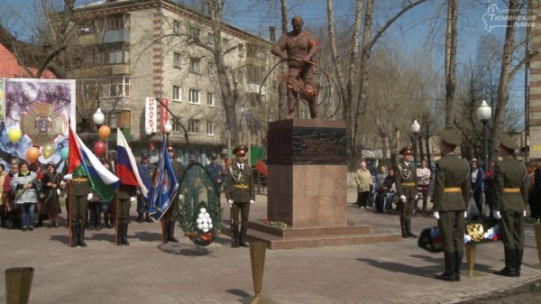 В Тюменской области 680 ликвидаторов аварии на Чернобыльской АЭС получат выплату 2 тыс. рублей