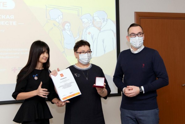 Тюменские студенты-медики внесли вклад в борьбу с пандемией