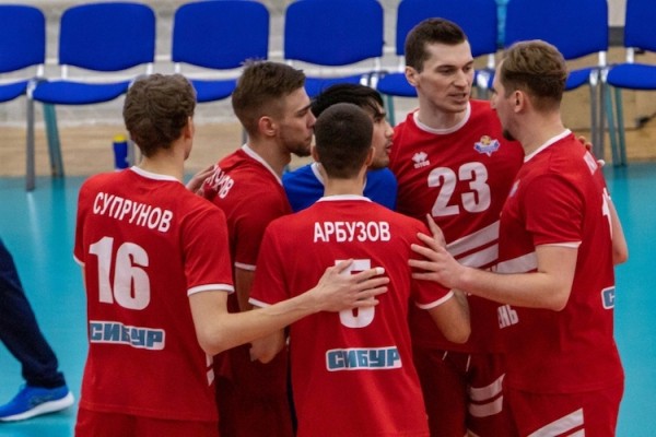 Тюменские волейболисты завершат сезон в Стерлитамаке