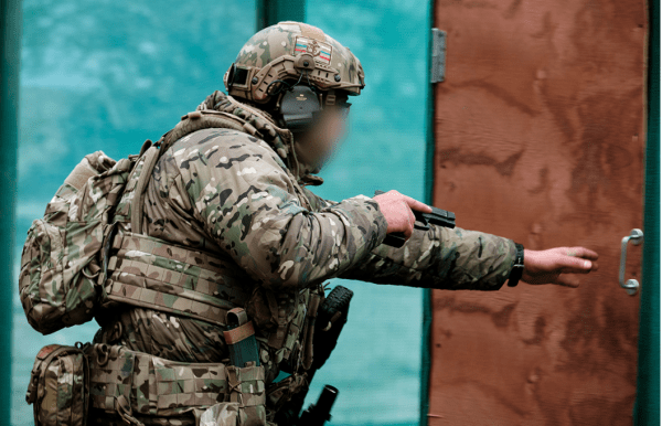 В Югре задержали троих жителей по подозрению в подготовке теракта