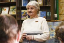 Фотогалерея: в Тюмени прошла творческая встреча "Весенний поэтический букет" Фотогалерея: в Тюмени прошла творческая встреча "Весенний поэтический букет"