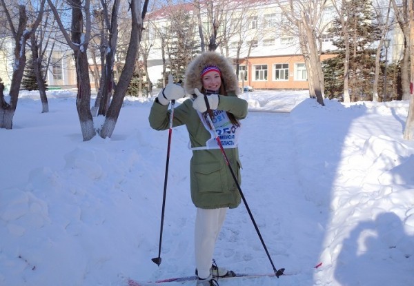 Сто студентов-медиков вышли на "Лыжню России" в Тюмени