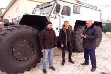 Новый снегоболотоход "Хищник" испытывают в Тобольском районе 