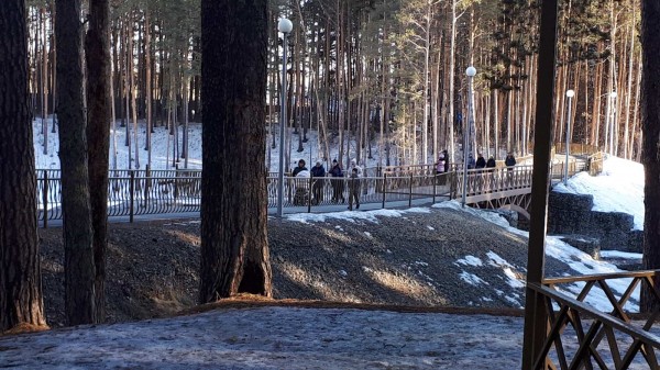 Гилевка после фекального потопа: шашлык, самокаты и влюбленные парочки Гилевка после фекального потопа: шашлык, самокаты и влюбленные парочки