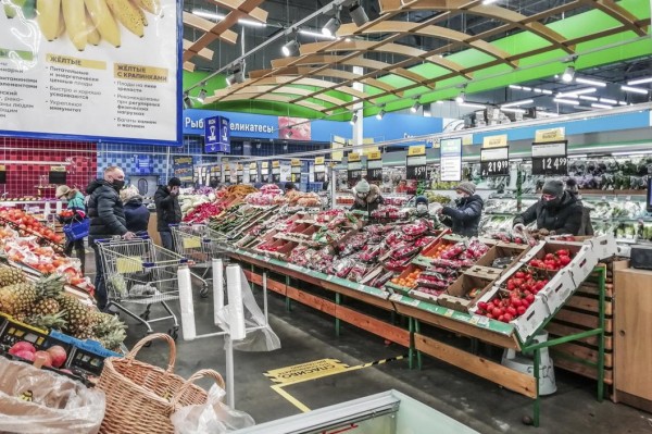 Пенсионерка получила условный срок за шопинг с чужой банковской картой