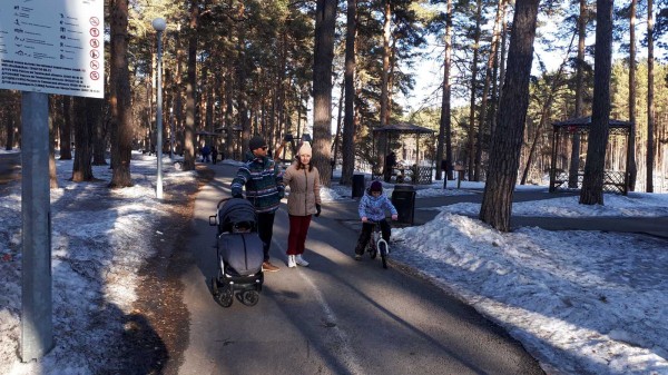 Гилевка после фекального потопа: шашлык, самокаты и влюбленные парочки Гилевка после фекального потопа: шашлык, самокаты и влюбленные парочки