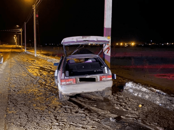 В Ишиме пьяный водитель не справился с управлением, пассажир госпитализирован