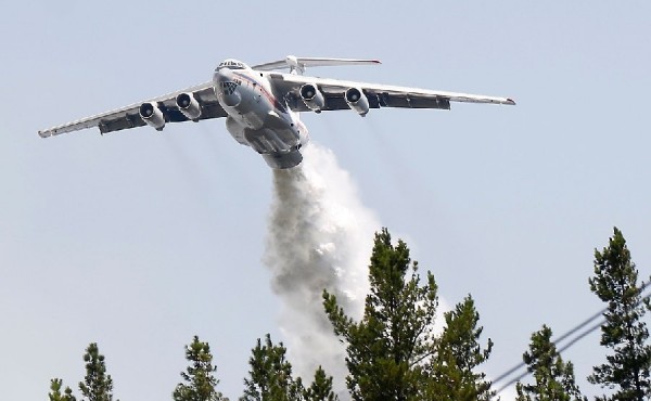 Ил-76 работает в Тюменской области на ликвидации пожаров Ил-76 работает в Тюменской области на ликвидации пожаров