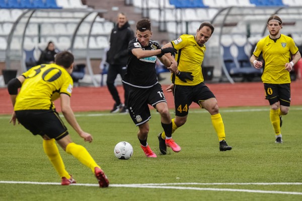 Тюменец Данил Карпов признан лучшим молодым футболистом апреля