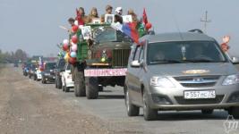 "Бессмертный автополк" Тобольского района порадовал жителей деревень 