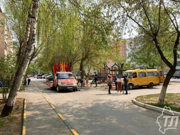 Для ветерана Великой Отечественной войны  Татьяны Ивановны Култышевой дали концерт у дома