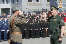 В Тюмени торжественно встретили поезд Министерства обороны РФ