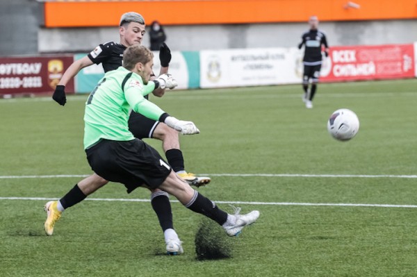 Футболисты "Тюмени" победили в Новотроицке