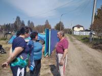 Волонтеры помогают погорельцам СНТ "Солнышко" Тюменского района в разборе завалов 