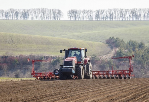 Аграрии Тюменского района заканчивают посевную кампанию