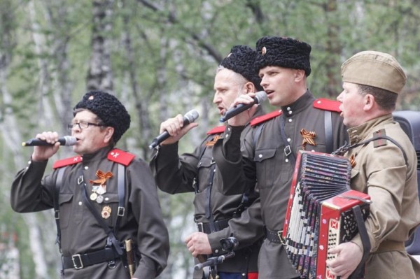 В Тюмени гармонисты выйдут на парад и споют частушки 
