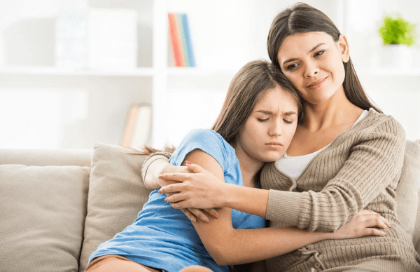 Оператор детского телефона доверия рассказала, почему подросткам важна поддержка