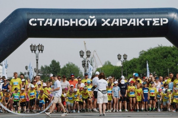 22 cотрудника СИБУРа с детьми покорили дистанции "Стального характера" в Тюмени