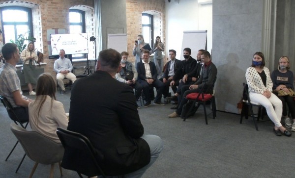 Тюменские студенты внесли предложения в нацпроект о малом и среднем предпринимательстве