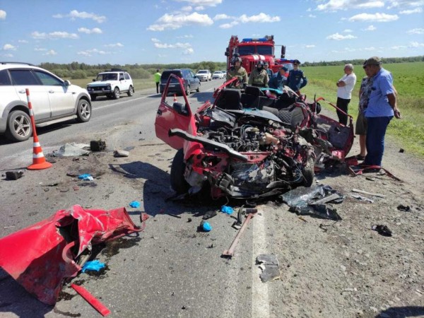 Водитель Daewoo Nexia погиб на Ирбитском тракте в Тюмени после столкновения с большегрузом Водитель Daewoo Nexia погиб на Ирбитском тракте в Тюмени после столкновения с большегрузом