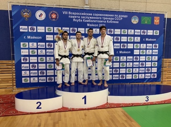 Тюменские дзюдоисты завоевали награды турнира в Майкопе