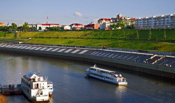 Александр Моор пожелал речникам Тюменской области новых достижений на благо региона