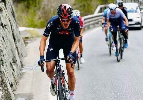 Тюменец Павел Сиваков стал лучшим среди россиян на велогонке в Токио