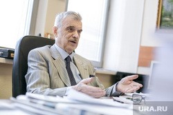 Хасбулатов раскрыл опасность объединения регионов. &laquo;Эта идея подрывная&raquo;