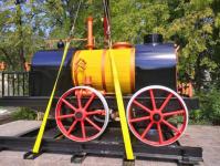 Макет паровоза Черепановых установили в сквере Железнодорожников в Тюмени 