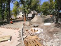 Макет паровоза Черепановых установили в сквере Железнодорожников в Тюмени 