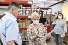 В Тюмени состоялась передача более 2 млн бюллетеней на выборы областной думы В Тюмени состоялась передача более 2 млн бюллетеней на выборы областной думы