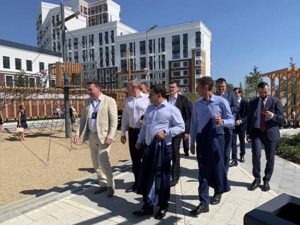 Замглавы Минстроя РФ высоко оценил темпы и качество жилищного строительства в Тюмени