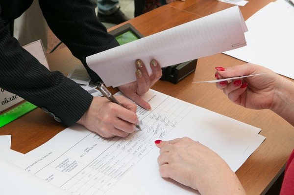 Эксперты отмечают рост профессионализма политических партий в избирательной кампании 2021 года