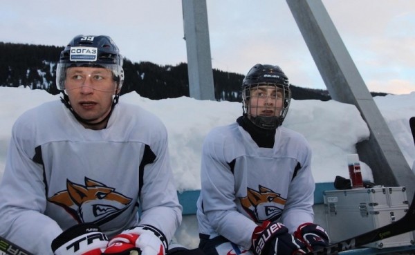 ХК "Рубин" подписал контракт с нападающим Юрием Платоновым