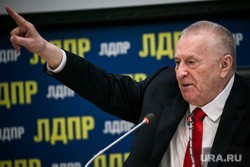 Жириновский призвал застроить Тюменскую область теплицами