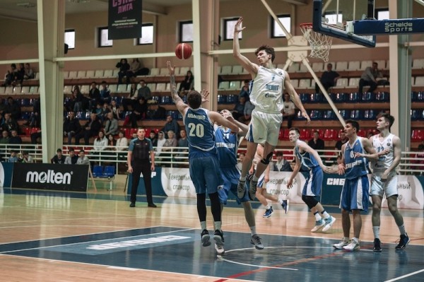 БК "Нефтехимик" усилил состав к новому чемпионату