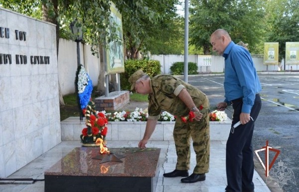 Тюменские росгвардейцы почтили память погибших боевых товарищей