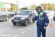 В Тюмени 30 водителей получили свидетельства законопослушных участников дорожного движения