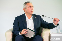 Губернатор Моор провел переговоры с замминистра Казахстана