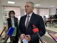 Губернатор Тюменской области проголосовал на своем избирательном участке