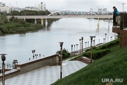 В Тюмени по ночам проходят нелегальные дискотеки на набережной