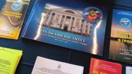 На выставке "Служим Отечеству" показали беспилотники и снаряжение пожарных 