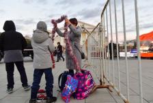 Тюменцы выстроились в большой шар на съемках финала комедии "Елки"