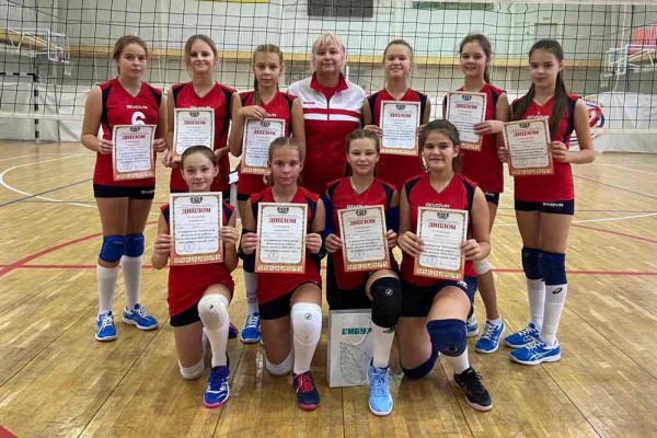 Тобольские волейболистки стали лучшими на областном первенстве