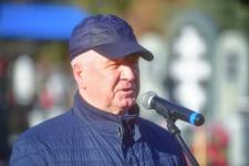 В Тюмени установили памятник Геннадию Богомякову