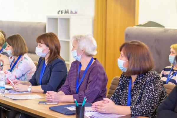 В тюменской "Семье" прошли стажировку более 30 специалистов из других регионов В тюменской "Семье" прошли стажировку более 30 специалистов из других регионов