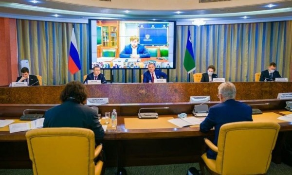 Якушев предложил разработать налоговый режим для добычи "трудной" нефти и газа