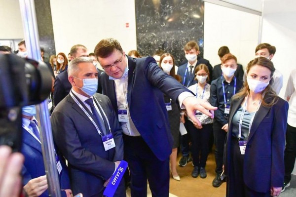 Разработки в сфере безопасности заинтересовали губернатора Александра Моора Разработки в сфере безопасности заинтересовали губернатора Александра Моора