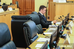 В Тюменской облдуме усилили борьбу с депутатами-прогульщиками